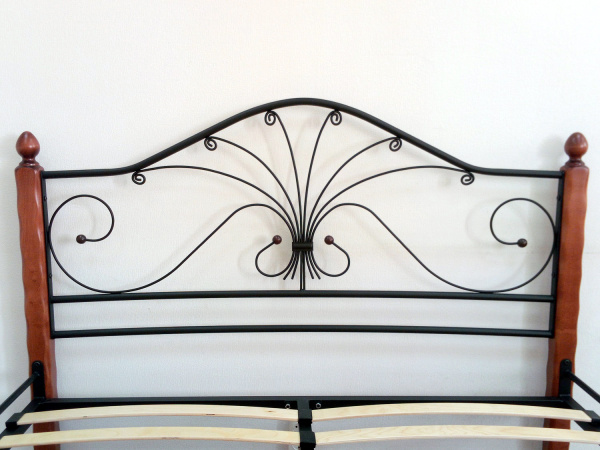 Кровать Фортуна 1 140*200 (с основанием) черный/махагон